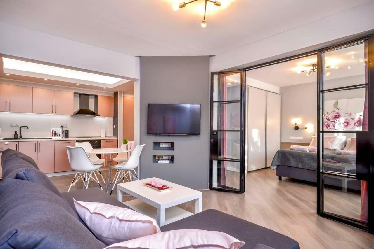 Rose One Bedroom Designer Apartment In City Centre By Flat Mаnager Sofia Eksteriør bilde